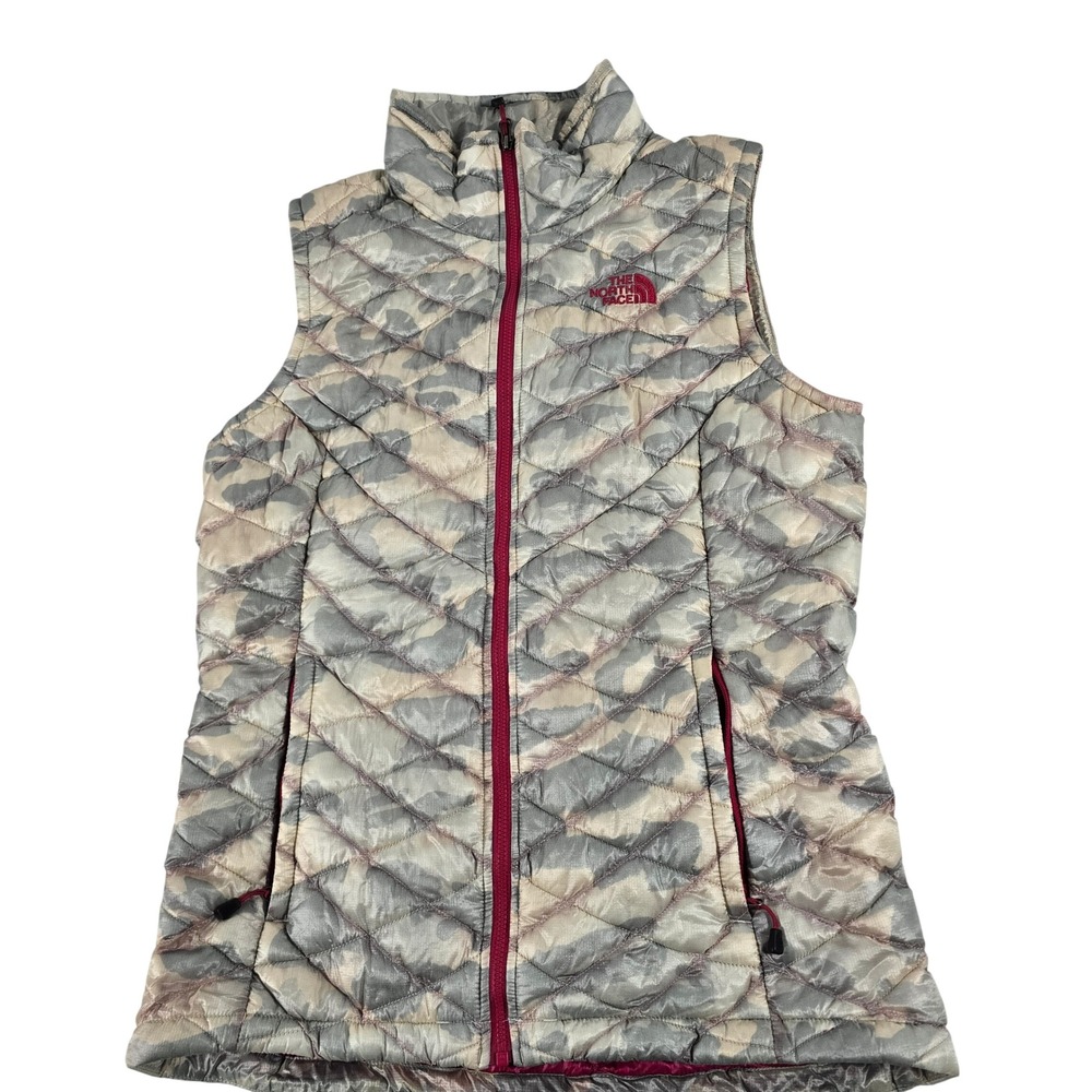 The North Face ThermoBall Camo Quilted Vest Womens Small Grey Pink Full Zip C777